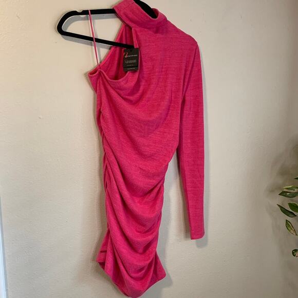 NWT n: PHILANTHROPY Fuchsia Pink One Shoulder Brushed Mini Dress Size Medium - Picture 3 of 4